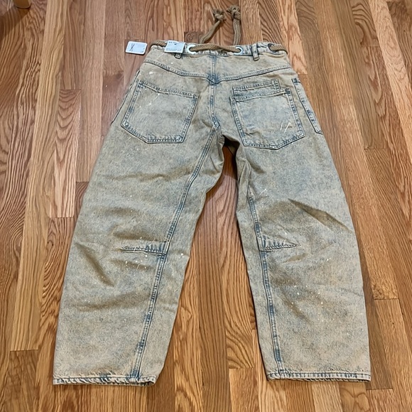 Free People Moxie Low Slung Pull On Barrel Wide Leg Jeans Size 27 NWT - Picture 15 of 15